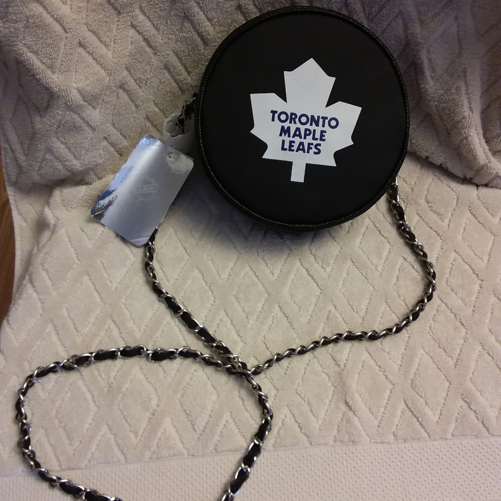 Toronto Maple Leafs circle purse